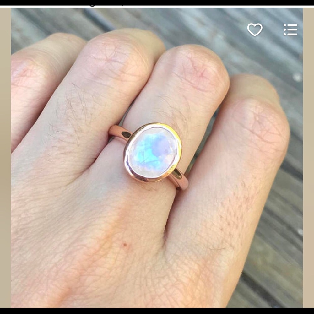 Moonstone ring - Picture 1 of 6